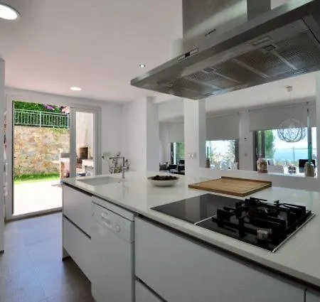 Valentina Villa Lloret de Mar